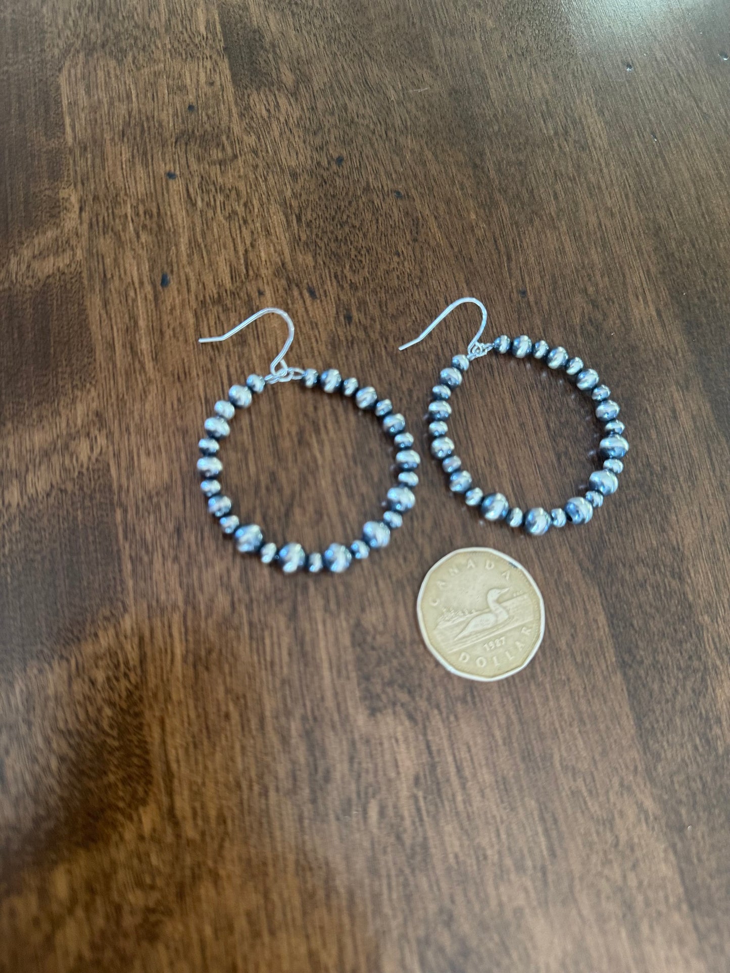 Navajo Pearl hoop (1 1/4") 2402