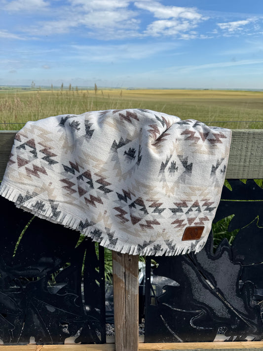 Navajo Print Blankets - Wool Blend (4)